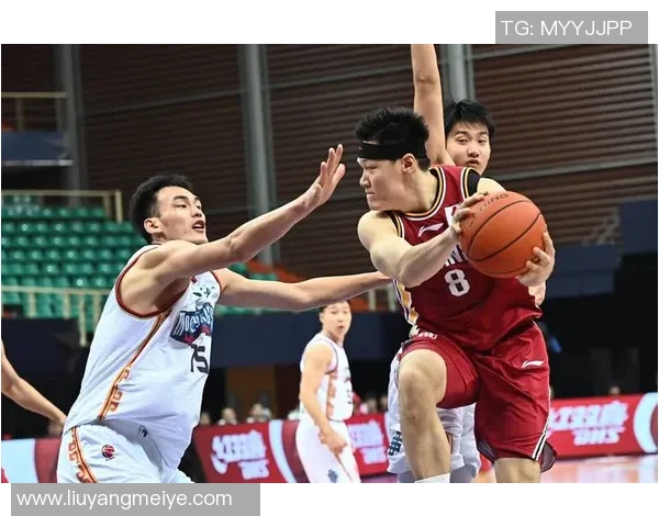 南京篮球队在最新状态排行榜中荣获第四名展现出强劲实力与潜力